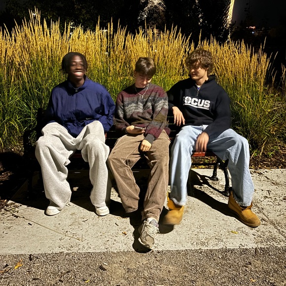 UNLISTED INVETORY POSH SHOW - Picture 1 of 1